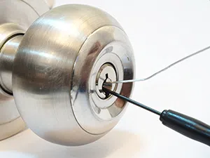 South Windsor CT Locksmith Store South Windsor, CT 860-348-3201 - key-making